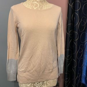 French Connection- Pink and grey color blocked fine knit sweater EUC-